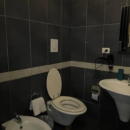 Apartment Between Sea And Town